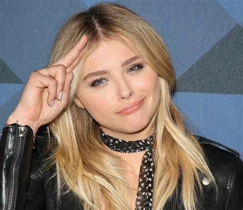 chloe moretz tits|Chloe Grace Moretz Shares Topless Pic From Beach Day With。